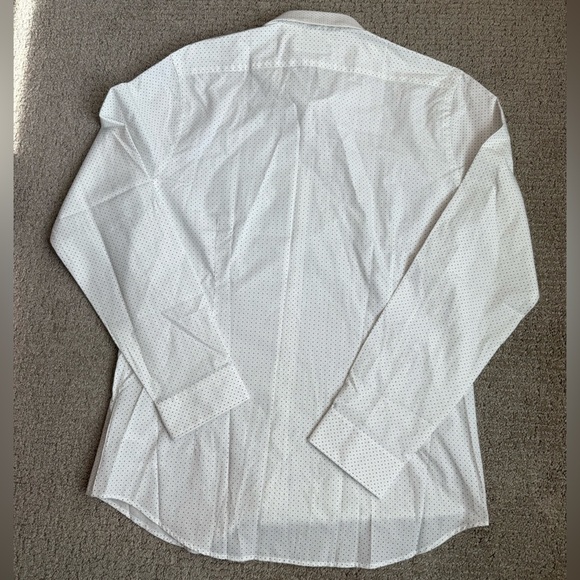 Express Men’s Dress Shirt, white with black dot pattern, size large/slim fit - Picture 2 of 6